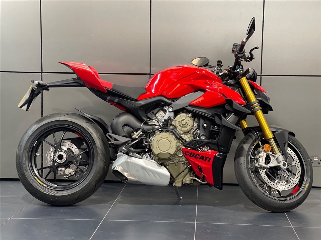 2022 Ducati Streetfighter V4 