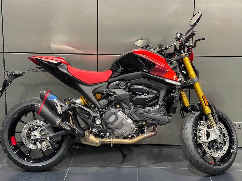 New Ducati Monster 937 937 +