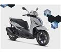 PIAGGIO BEVERLY, THE CROSSOVER THAT COMBINES THE AGILITY OF A HIGH-WHEEL SCOOTER WITH THE PERFORMANCE OF A LARGER GT