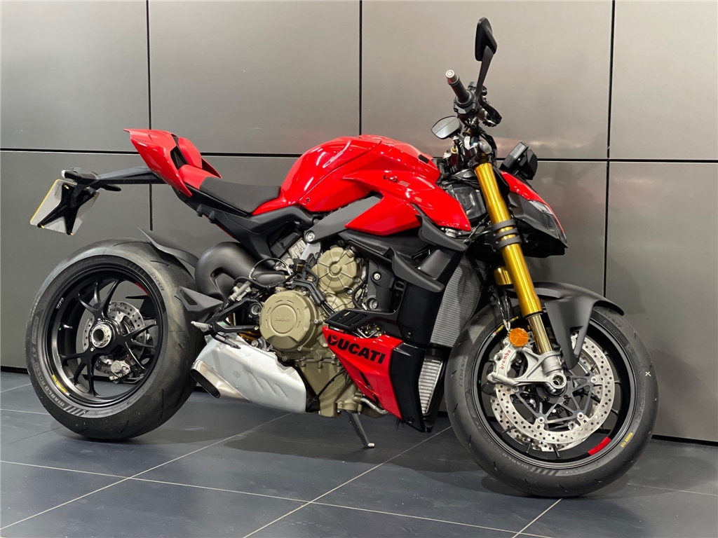 2022 Ducati Streetfighter V4  - Image 1