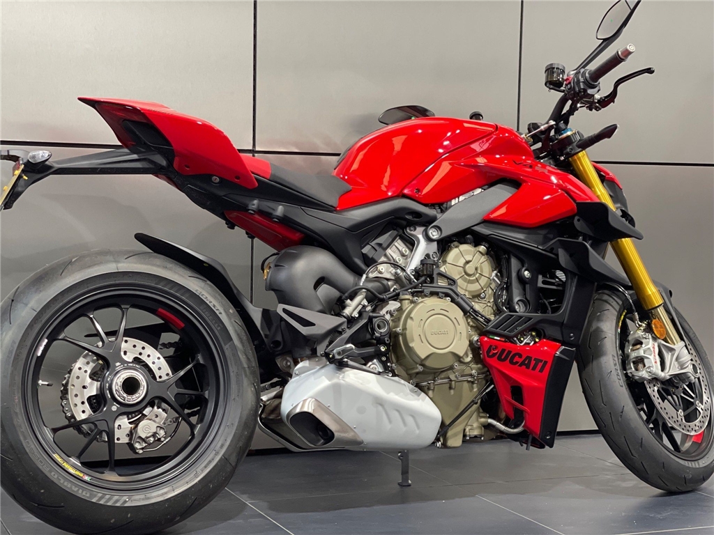 2024 Ducati Streetfighter V4S 1100 V4 S ABS - Image 2