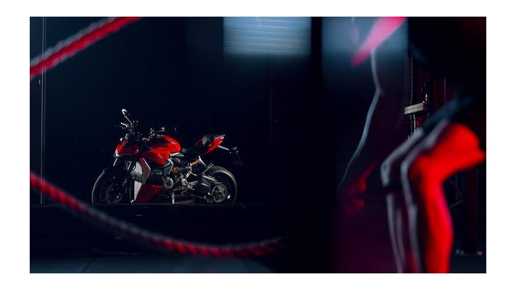 New Ducati Streetfighter V2 955 V2 - Image 13
