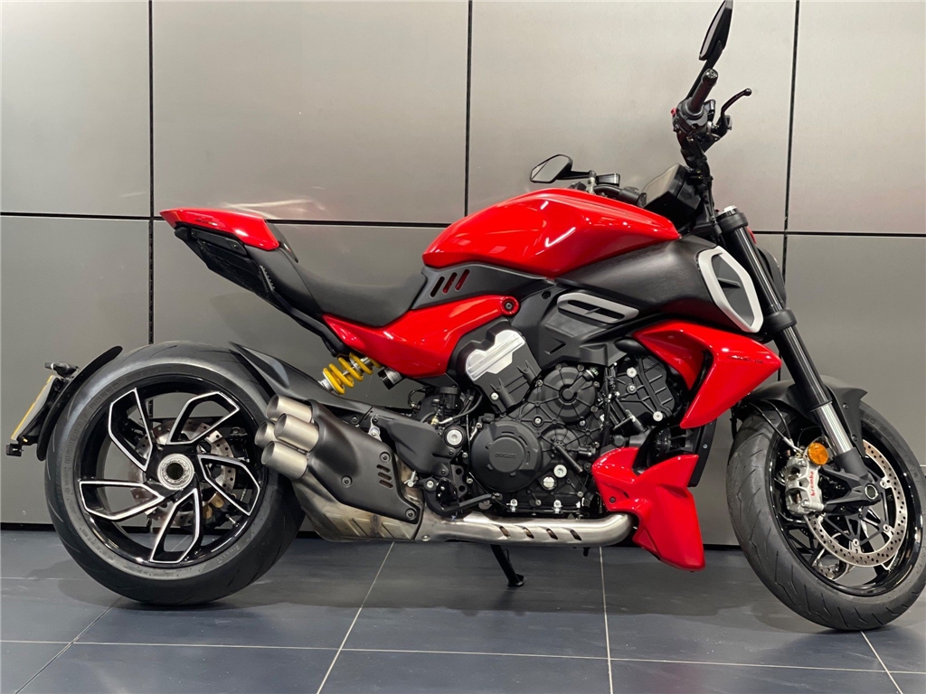 New Ducati Diavel V4  - Image 11