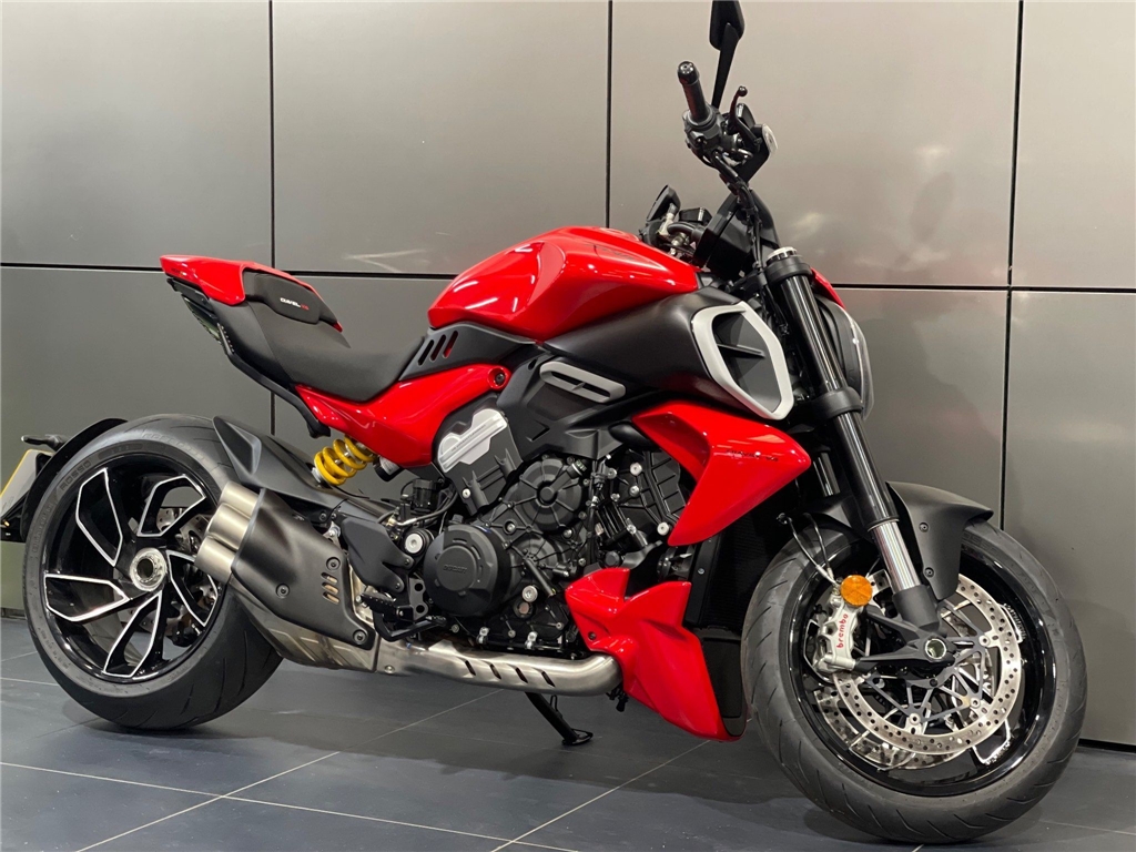 New Ducati Diavel V4  - Image 12